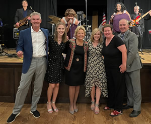 Sam and Isabella Realmuto, Maureen Shul, Linda Michow, Jennifer and Greg Miller