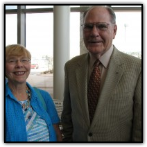 Judy Ginter catches up with Bob Beabout before the program