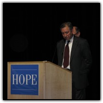 Mark Kochevar informs the audience about the amazing work of the CU Cancer Center